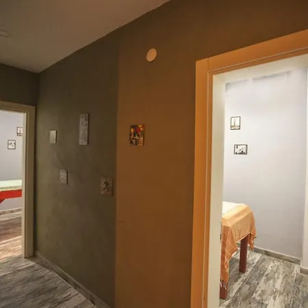Hotel Lidya *